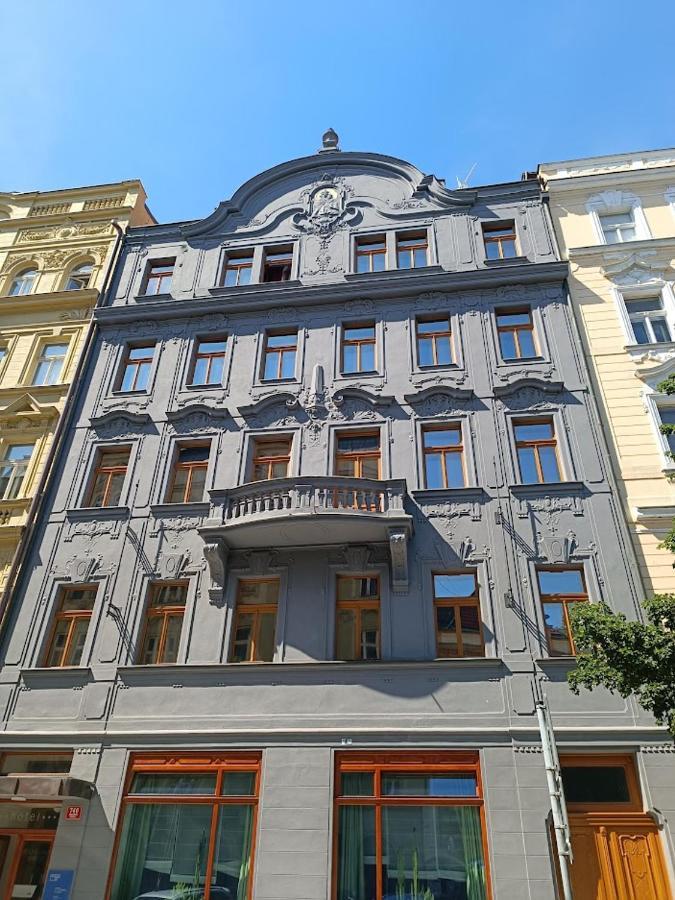 Rezidence Dlouha 17 Hotell Prag Exteriör bild